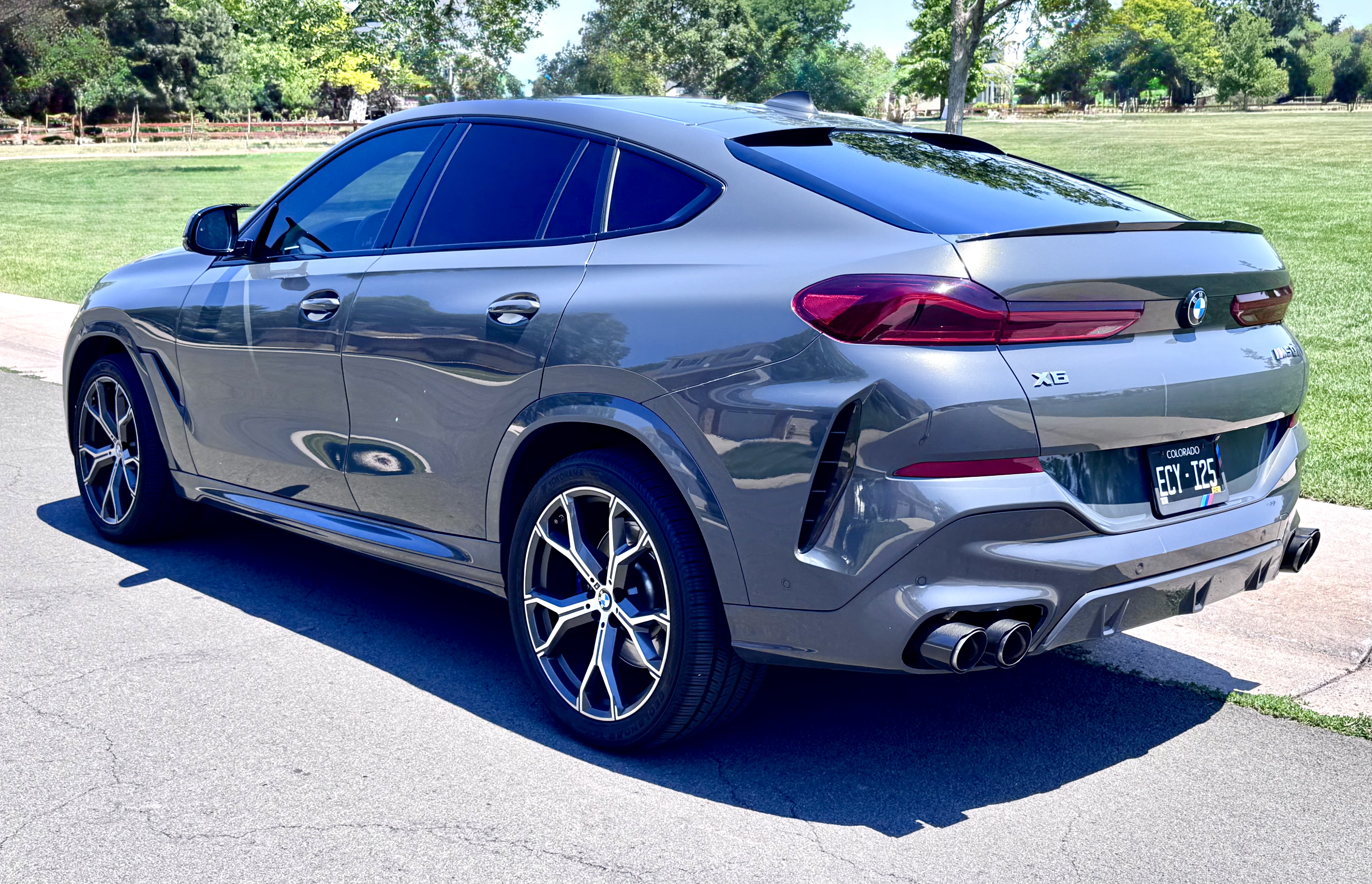 Used 2021 BMW X6 M50i AWD/4WD image 17