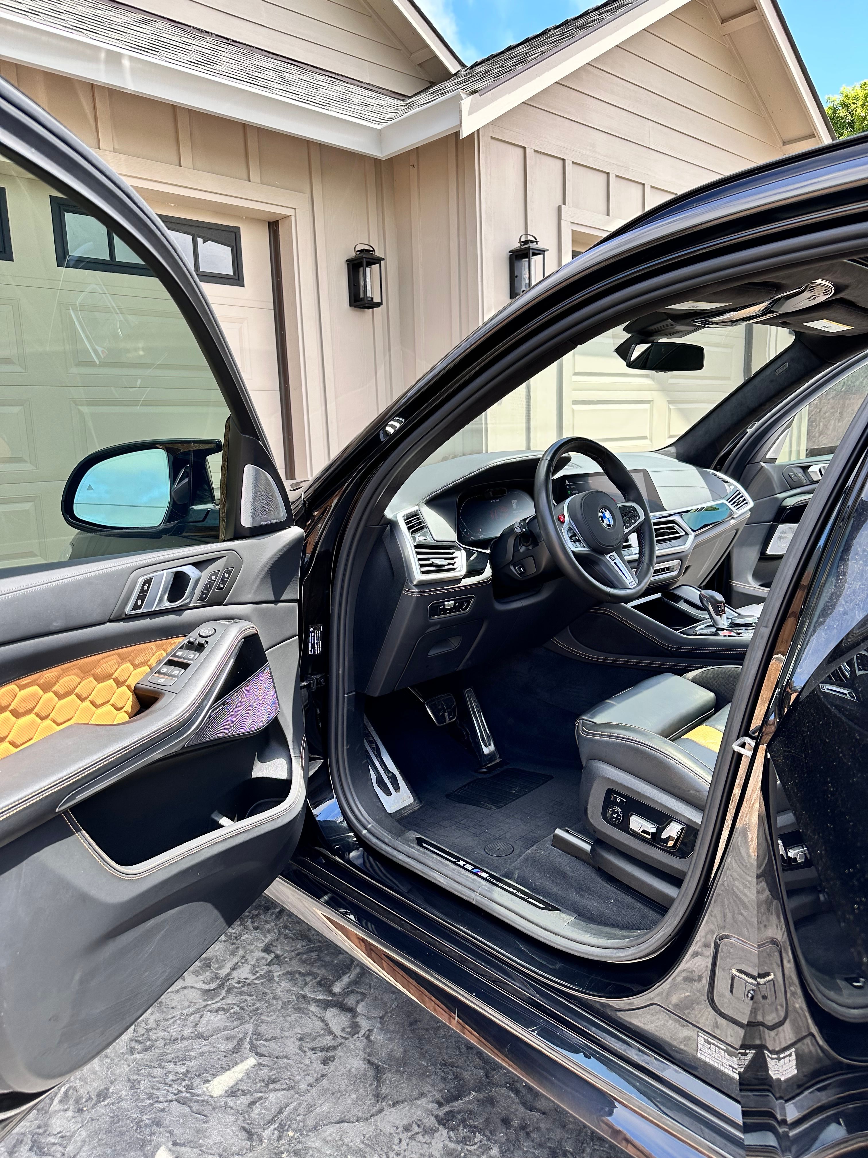 Used 2021 BMW X5 M w/ Competition Package AWD/4WD image 9