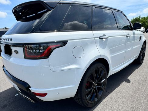 Used 2022 Land Rover Range Rover Sport HST AWD/4WD image 2