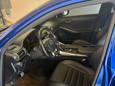Used 2016 Lexus IS 300 AWD w/ F Sport Package image 5