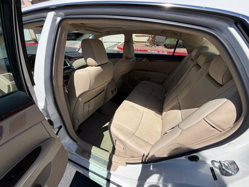 Used 2011 Toyota Avalon Limited image 6