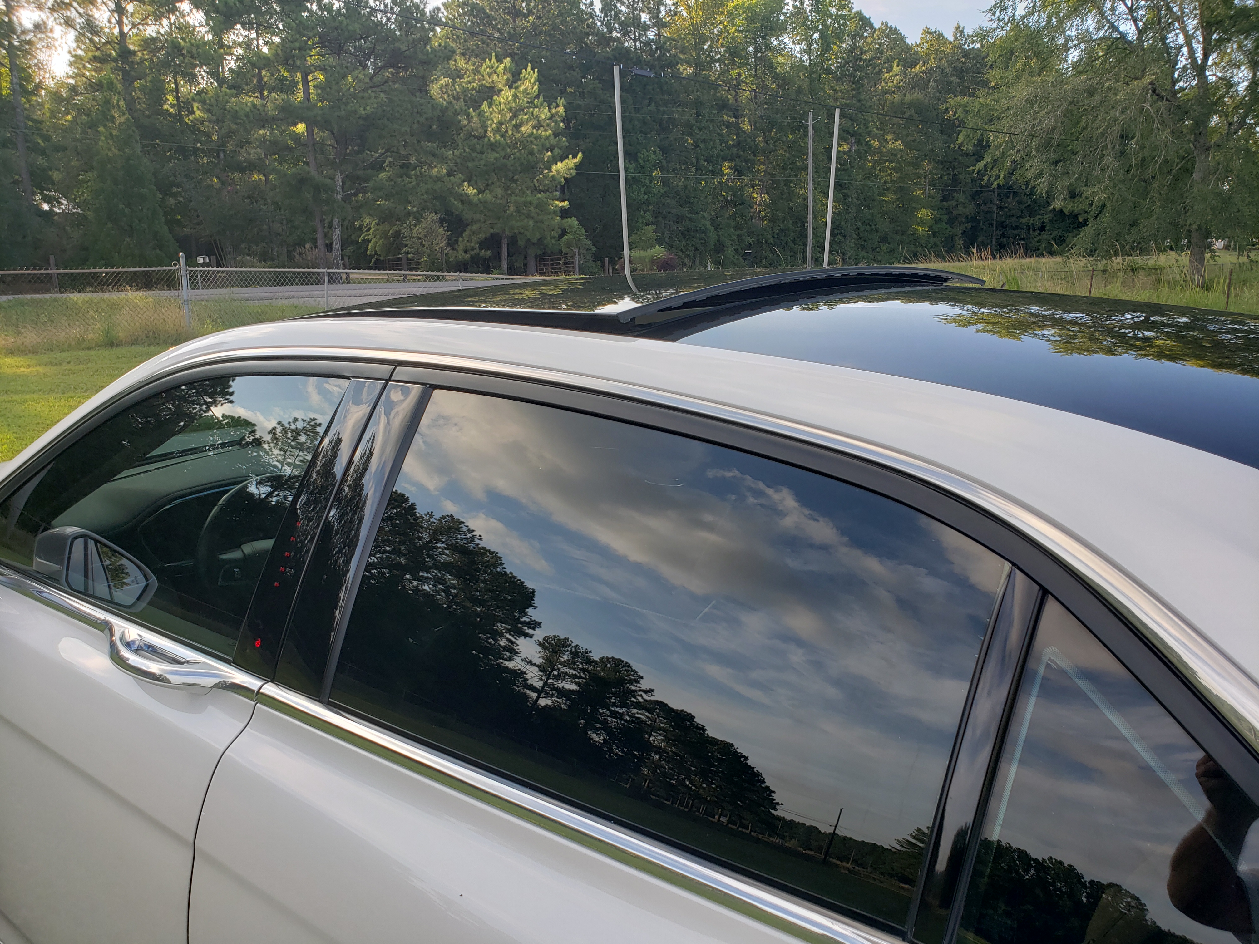 Used 2017 Lincoln Continental Reserve w/ Climate Package FWD image 6
