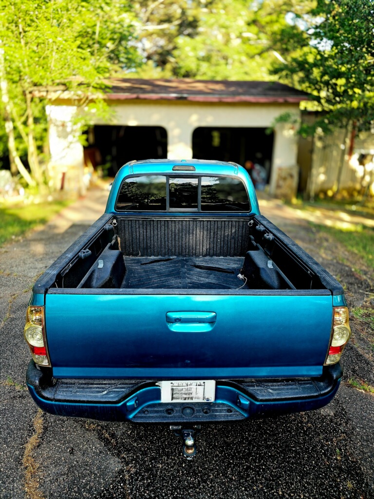 Used 2009 Toyota Tacoma X-Runner RWD image 6