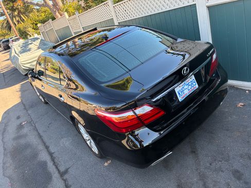 Used 2011 Lexus LS 460 L image 10