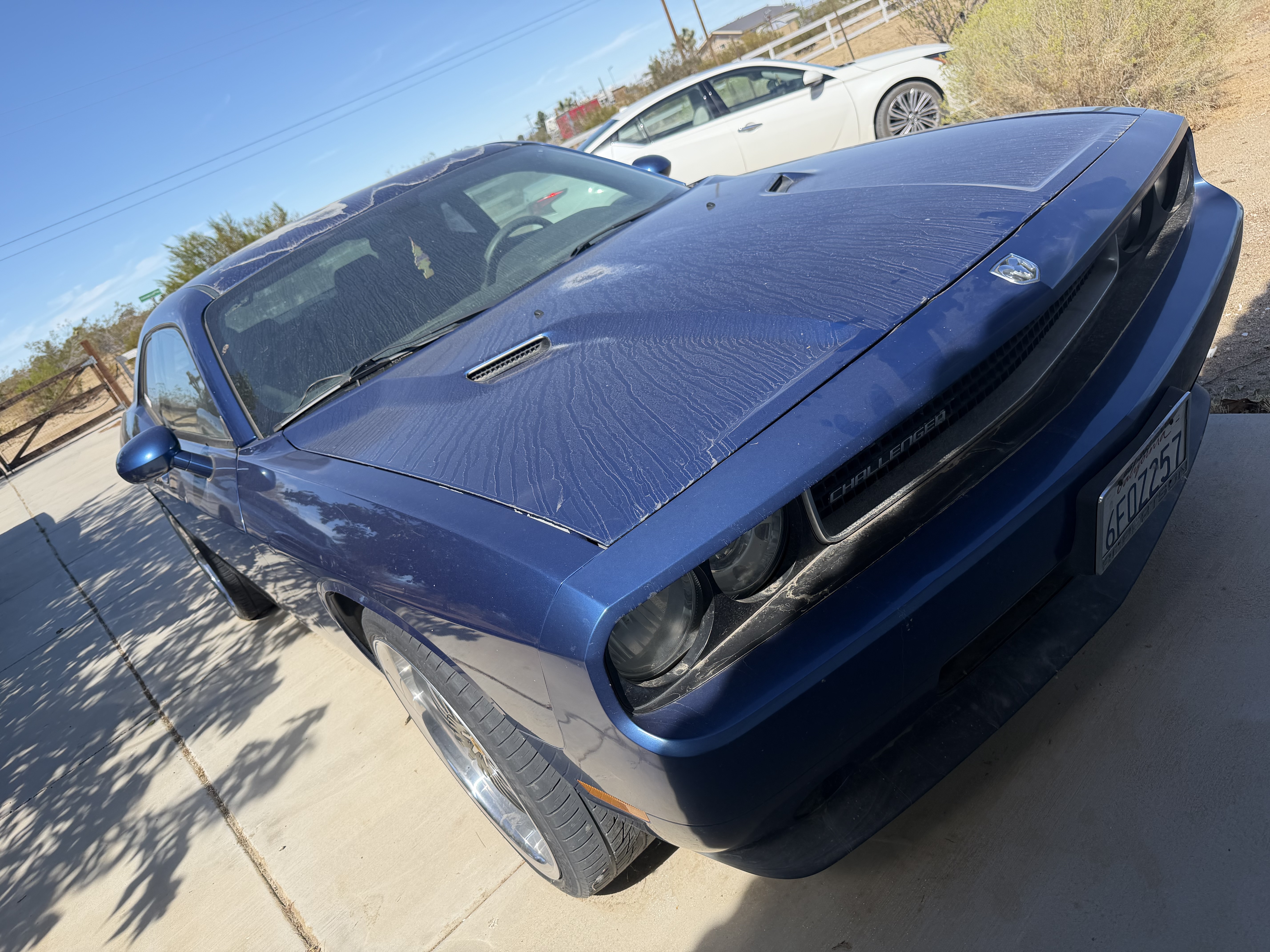 Used 2009 Dodge Challenger SE RWD image 2