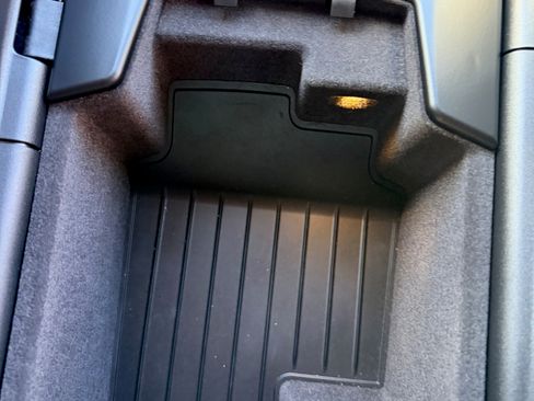 Used 2022 BMW 530i w/ M Sport Package image 28