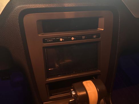 Used 2011 Ford Mustang Premium w/ 202A Rapid Spec Order Code RWD image 11
