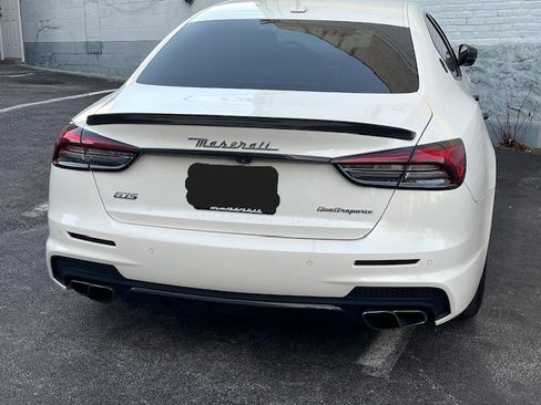 Used 2017 Maserati Quattroporte GTS GranSport image 4