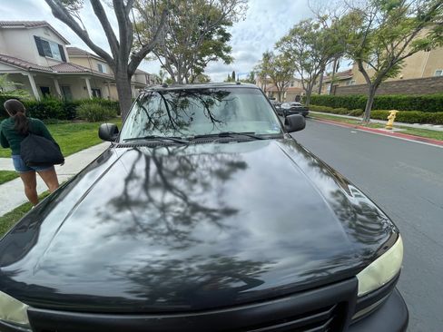 Used 2005 GMC Sierra 1500 SLT w/ Light Duty Power Package image 14