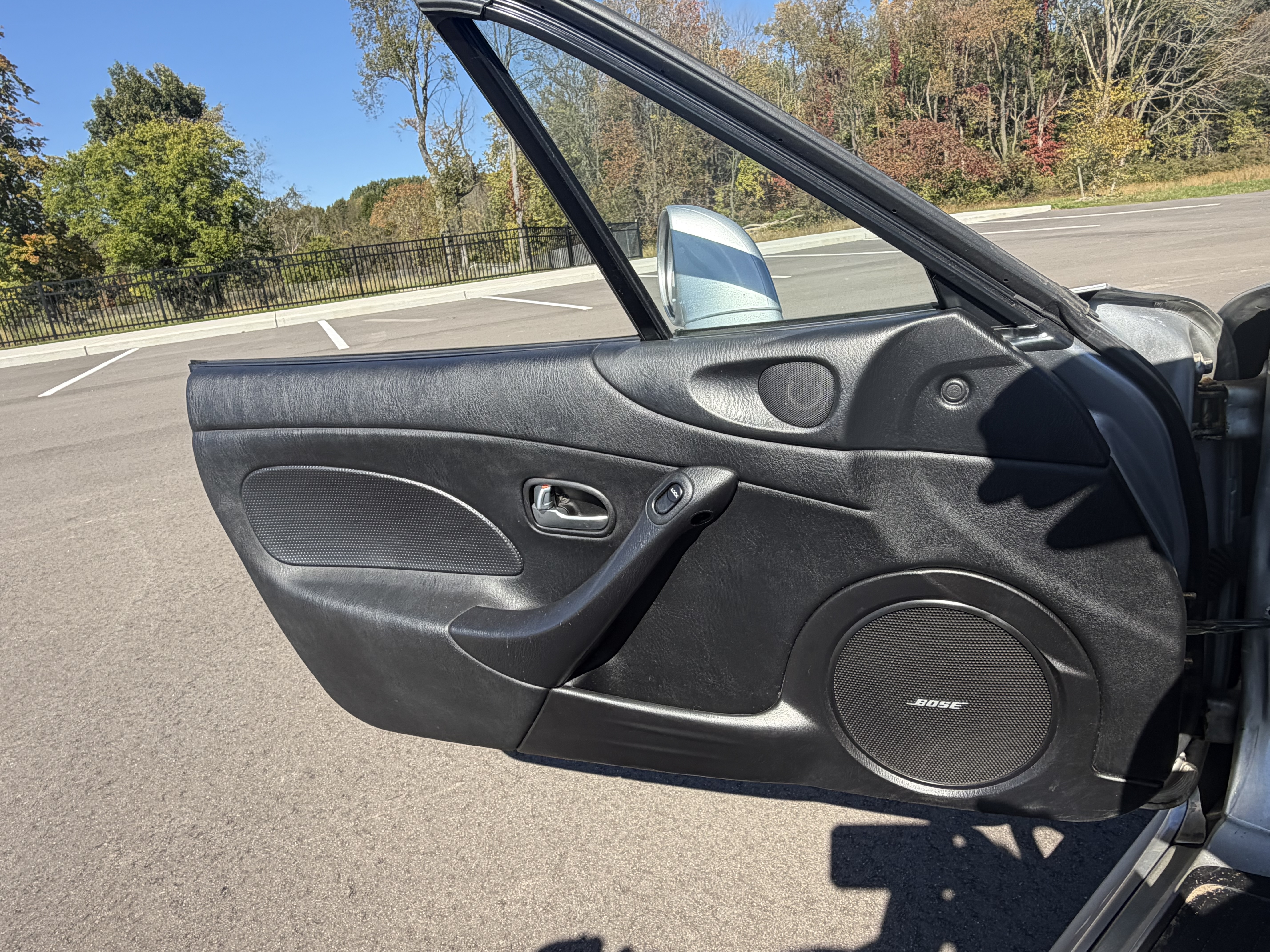 Used 2003 MAZDA MX-5 Miata RWD image 21