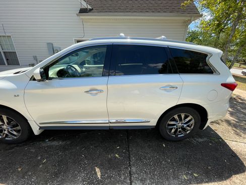 Used 2015 INFINITI QX60 Luxe w/ Premium Plus Package AWD/4WD image 1