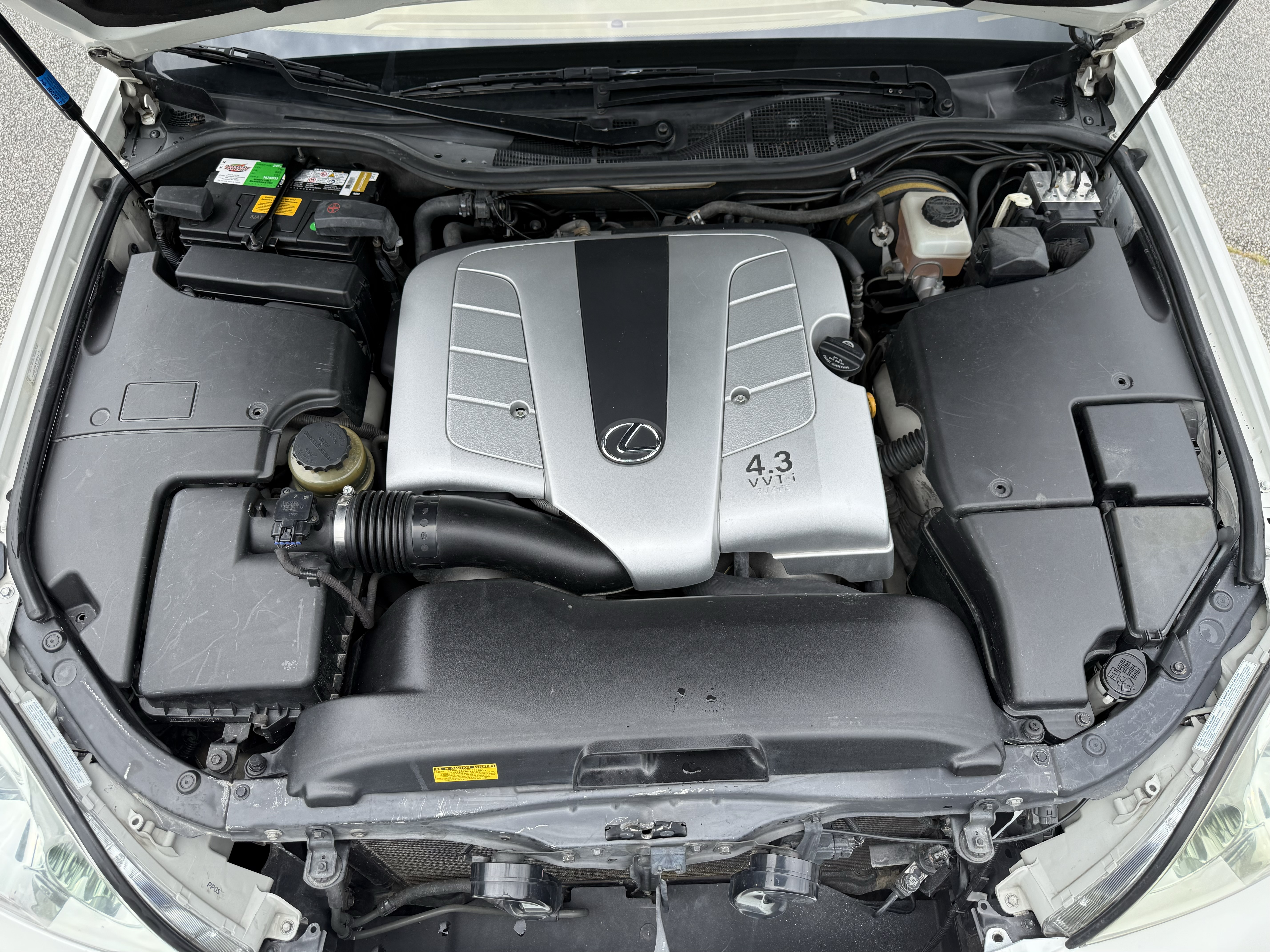 Used 2003 Lexus LS 430 RWD image 9