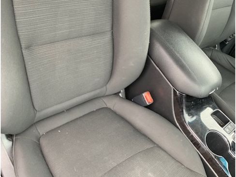 Used 2015 Kia Sorento LX image 13