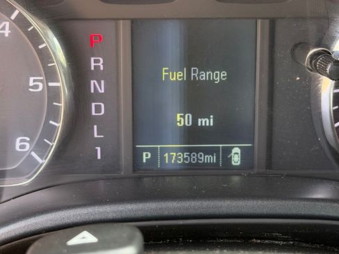 Used 2019 Chevrolet Silverado 2500 W/T w/ WT Convenience Package RWD image 5