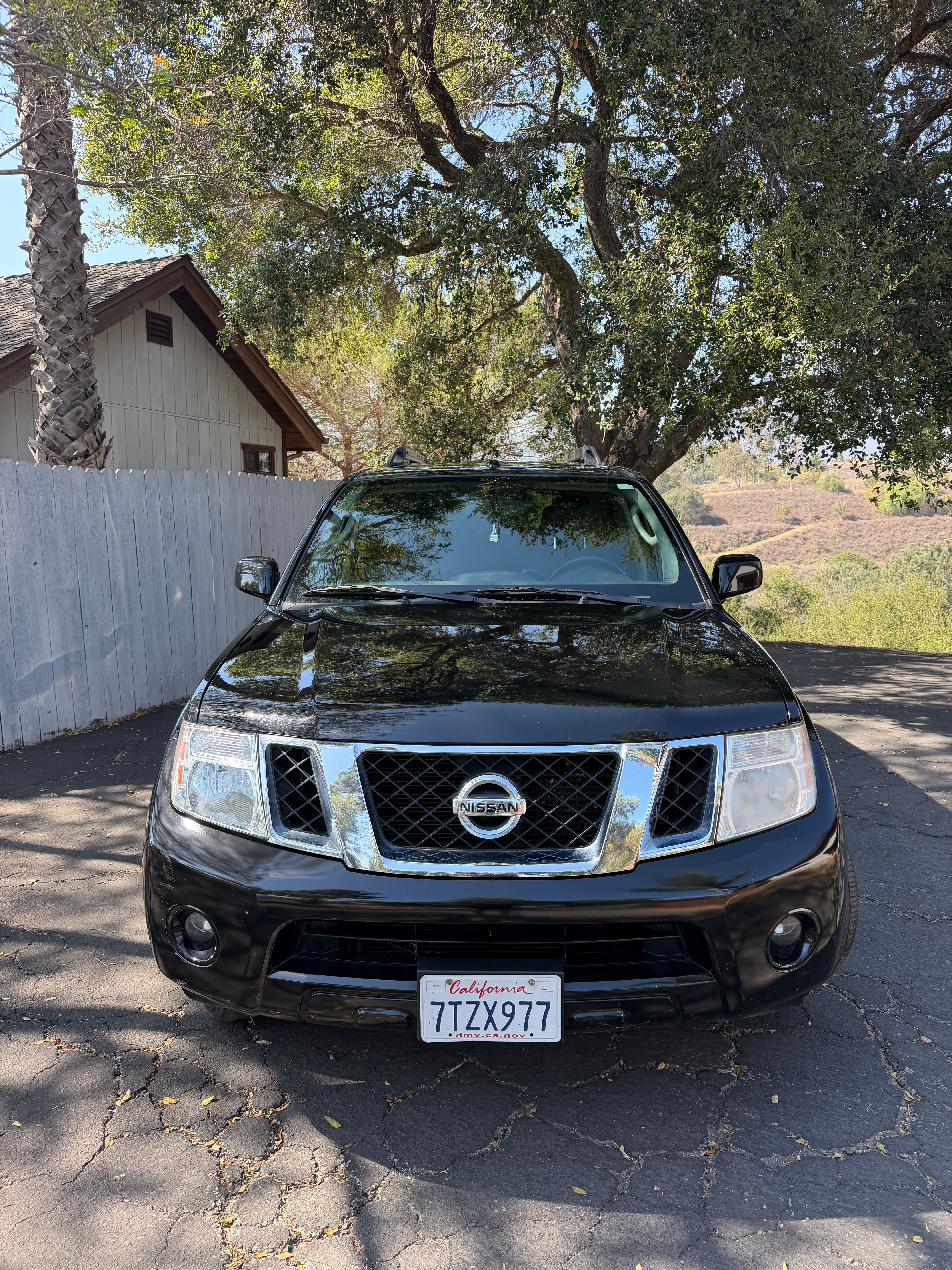 Used 2012 Nissan Pathfinder Silver RWD image 4
