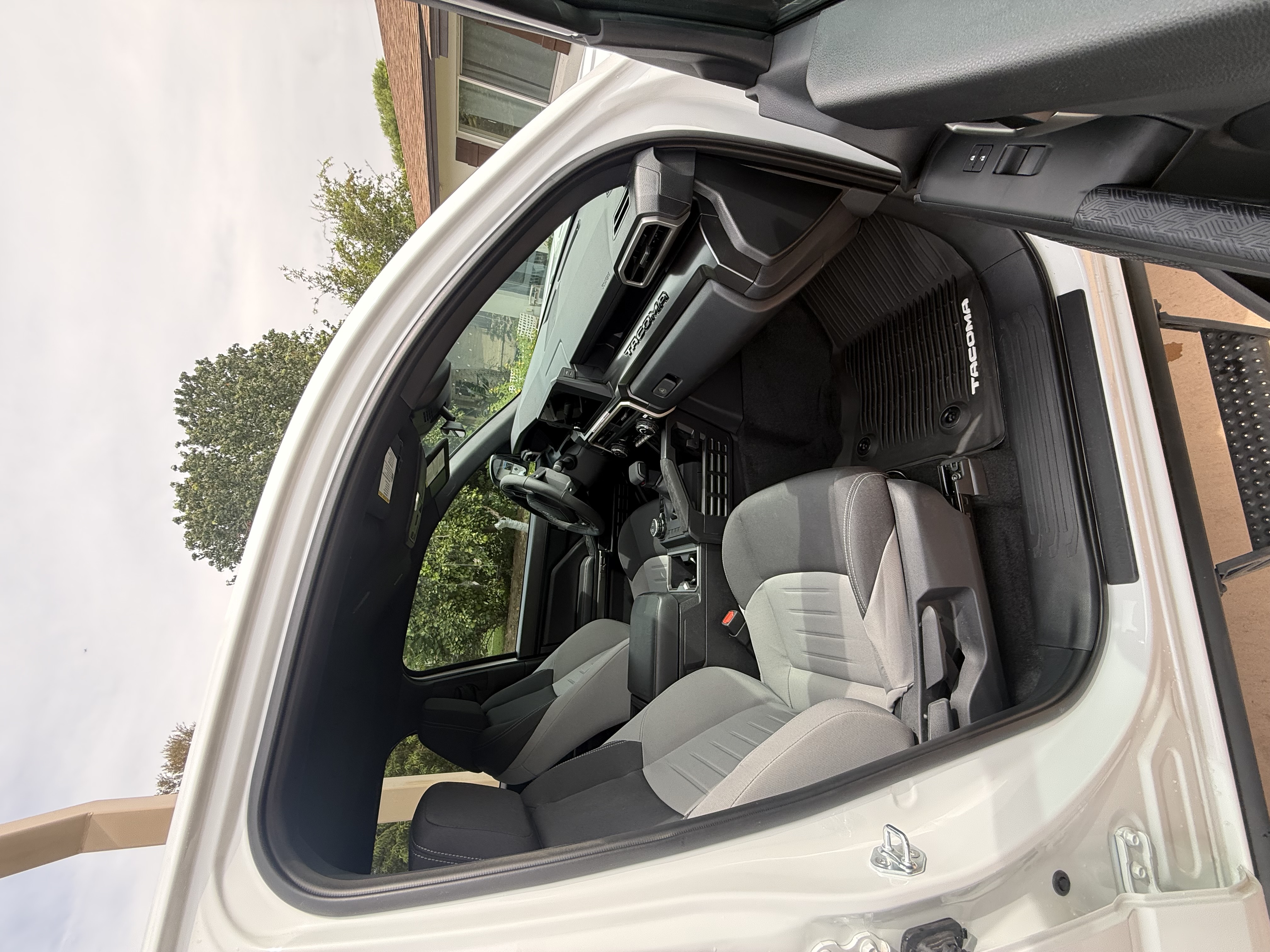 Used 2026 Toyota Tacoma TRD Sport AWD/4WD image 4