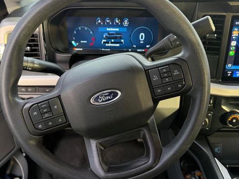 Used 2023 Ford F250 XLT w/ XLT Premium Package AWD/4WD image 17