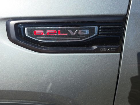 Used 2024 GMC Sierra 1500 AT4X w/ AT4X AEV Edition image 4