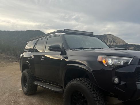 Used 2015 Toyota 4Runner Trail Premium image 1