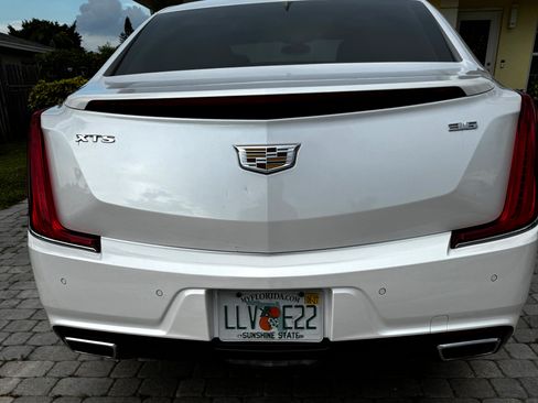 Used 2018 Cadillac XTS Luxury FWD image 11