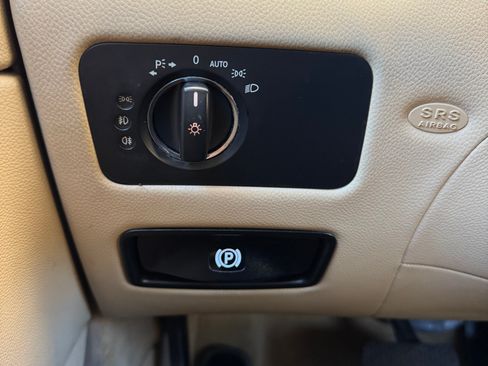 Used 2008 Mercedes-Benz CLS 550 image 19