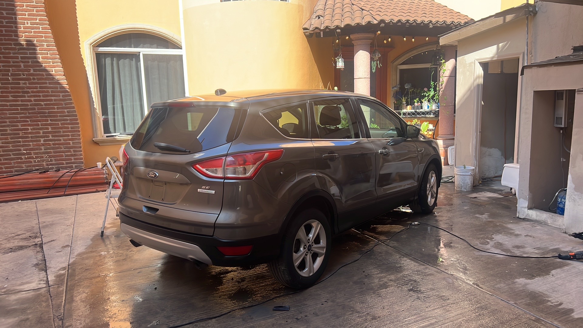 Used 2013 Ford Escape SE FWD image 9