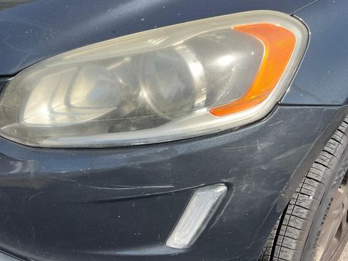 Used 2016 Volvo XC60 T5 Premier image 2