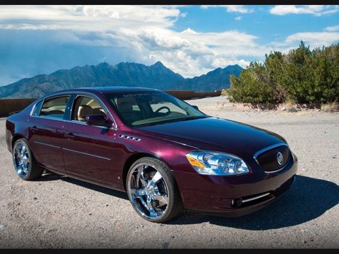 Used 2006 Buick Lucerne CXS w/ Driver Confidence Package FWD image 1