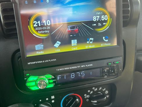 Used 2006 Jeep Wrangler Rubicon AWD/4WD image 18