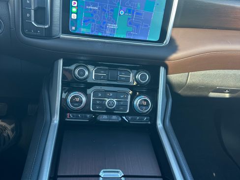 Used 2021 GMC Yukon Denali w/ Denali Ultimate Package image 8