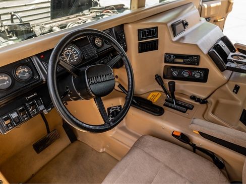 Used 1994 HUMMER H1 4-Door Hard Top AWD/4WD image 5
