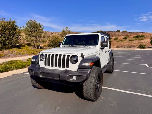 Used 2020 Jeep Wrangler Unlimited Sport S AWD/4WD image 8