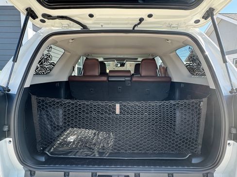 Used 2023 Toyota 4Runner Limited image 14