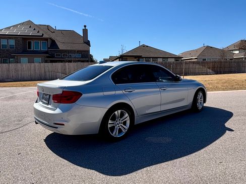 Used 2017 BMW 330i Sedan image 11