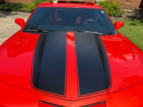 Used 2010 Chevrolet Camaro SS w/ RS Package RWD image 5