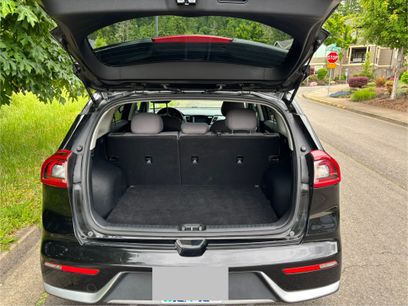 Used 2017 Kia Niro LX