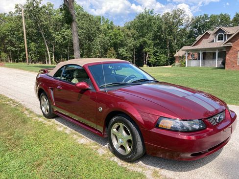Used 2004 Ford Mustang Premium RWD image 26