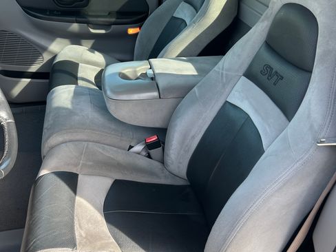 Used 2001 Ford F150 Lightning image 17