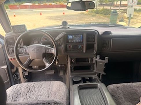 Used 2006 Chevrolet Silverado 3500 LT w/ Heavy-Duty Power Package image 22