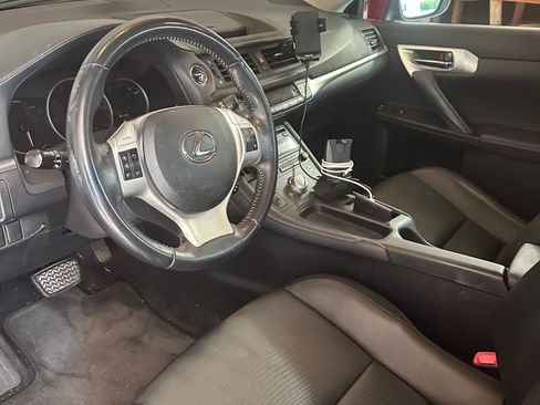 Used 2012 Lexus CT 200h Premium FWD image 15