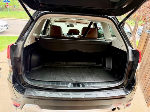 Used 2019 Subaru Forester Touring w/ Popular Package #3 AWD/4WD image 9