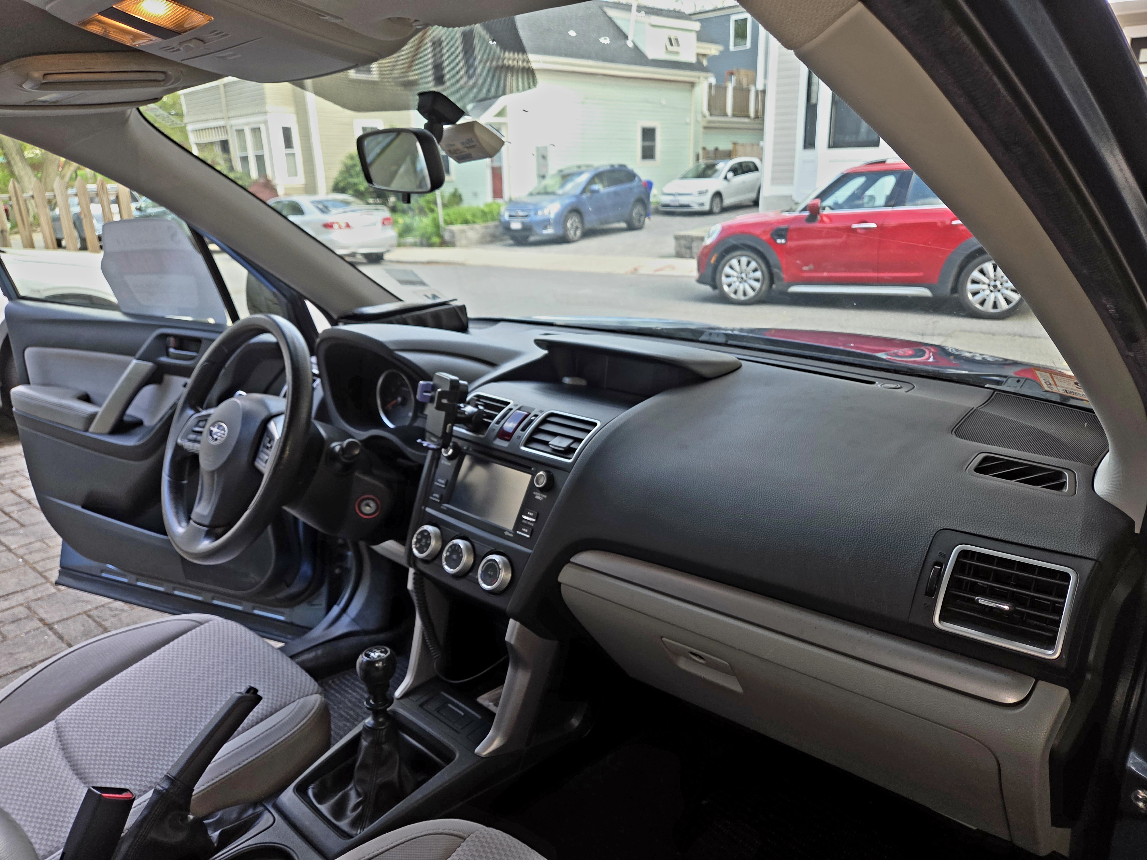 Used 2016 Subaru Forester 2.5i AWD/4WD image 21