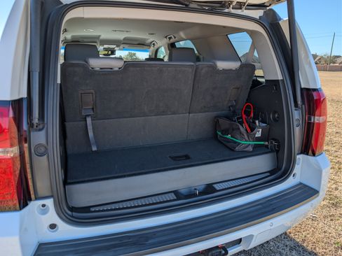 Used 2015 Chevrolet Tahoe LT w/ Max Trailering Package image 17