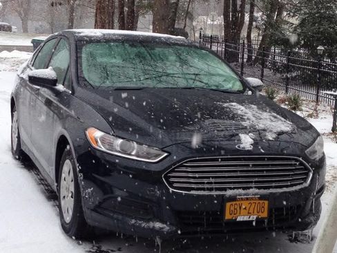 Used 2014 Ford Fusion S image 1