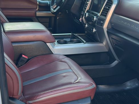 Used 2019 Ford F450 Platinum w/ Platinum Ultimate Package image 20