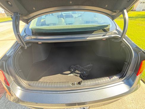 Used 2023 Hyundai Sonata SEL w/ Convenience Package FWD image 5