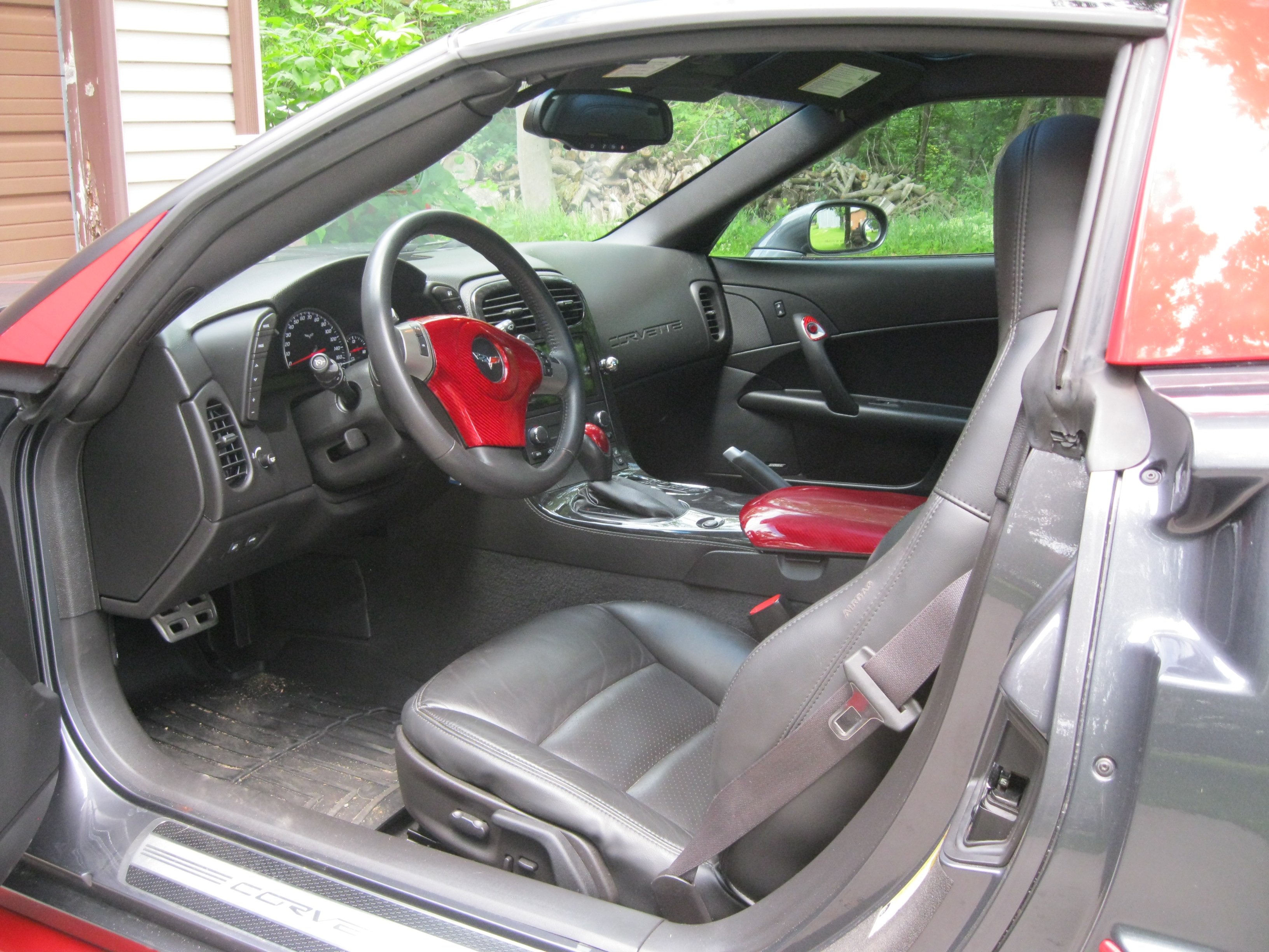 Used 2011 Chevrolet Corvette Grand Sport w/ Preferred Equipment Group RWD image 8