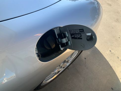 Used 2000 Porsche Boxster S image 21