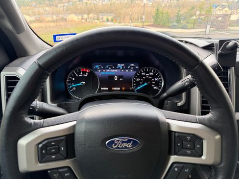 Used 2020 Ford F250 Lariat image 13
