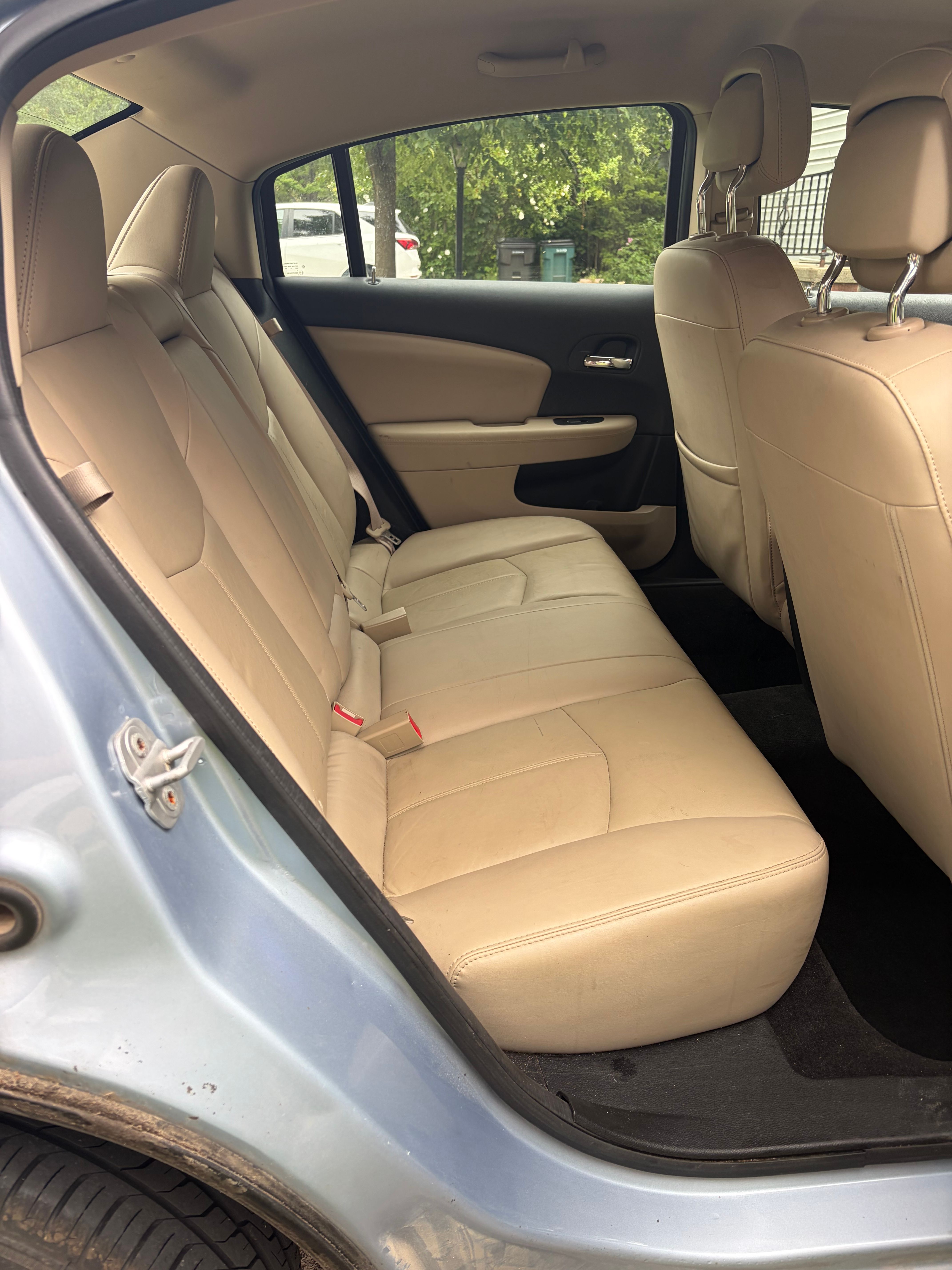 Used 2012 Chrysler 200 Limited FWD image 14